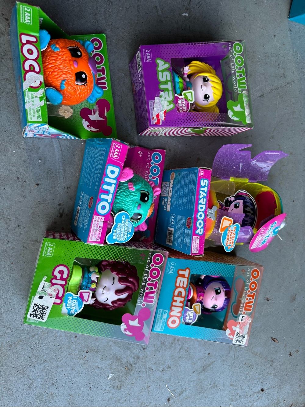 Out Of This World Dolls